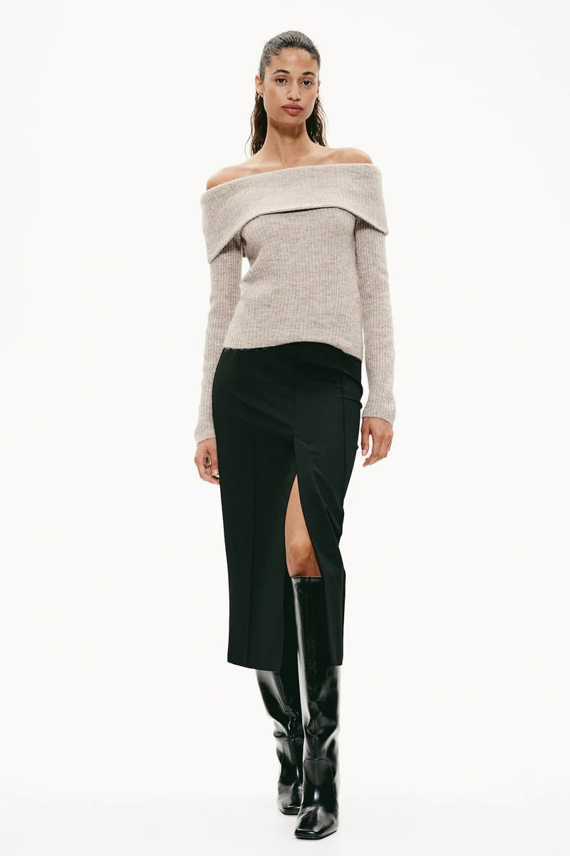 Off-the shoulder sweater - Image 11